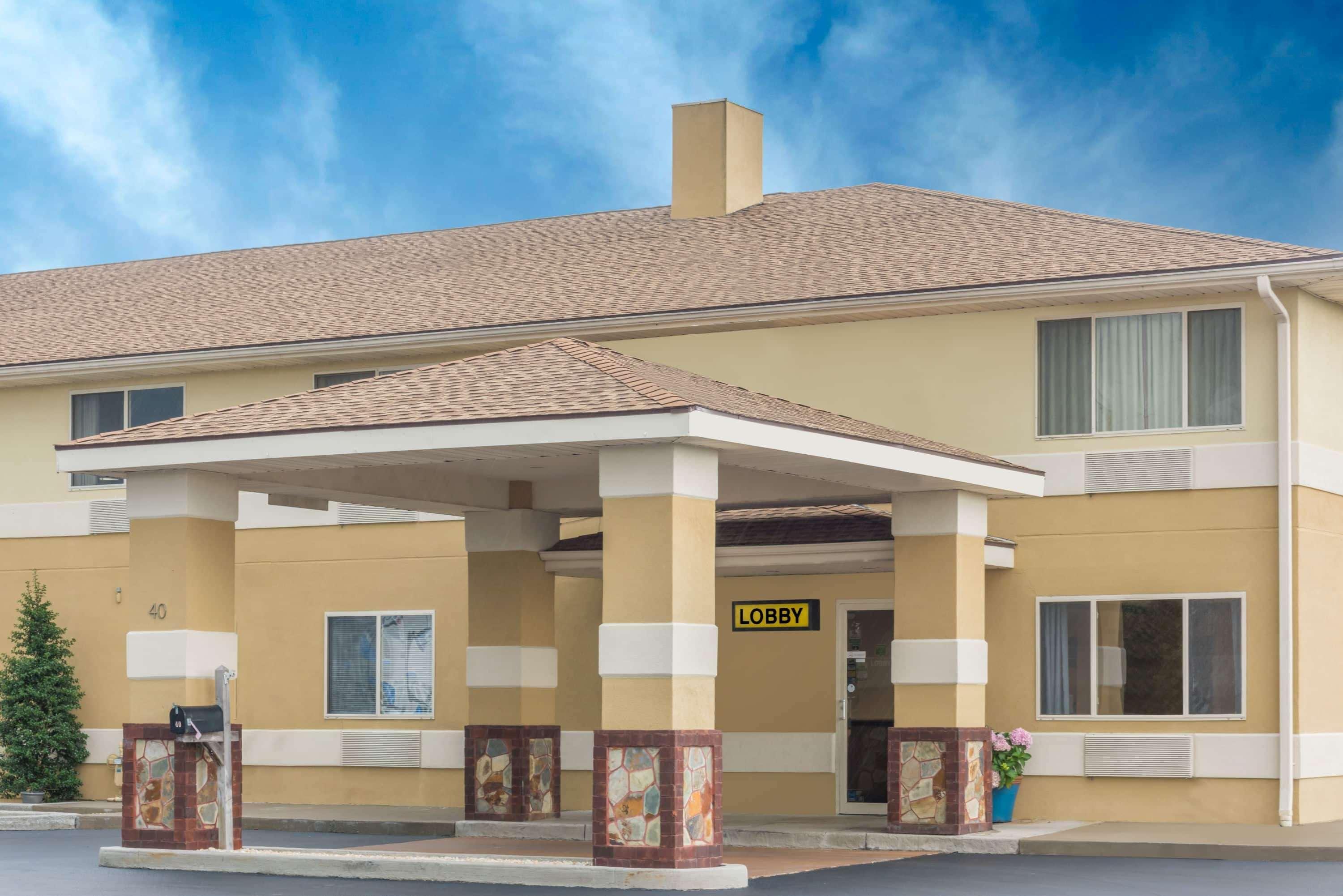 Super 8 By Wyndham Hanover Ngoại thất bức ảnh